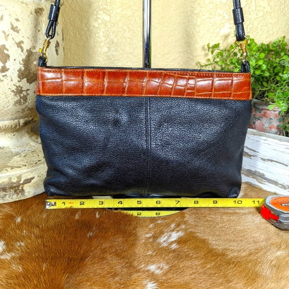 Vintage Pebbled Leather 1980s Crossbody Crocodile Embossed Leather Trim Clutch - Picture 2 of 10